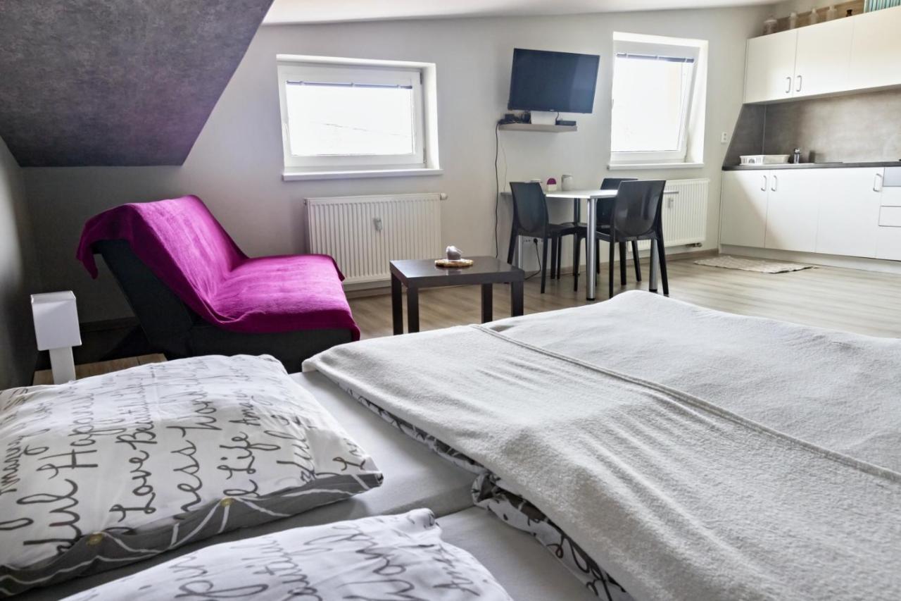 Apartman Theo Veľký Slavkov Dış mekan fotoğraf